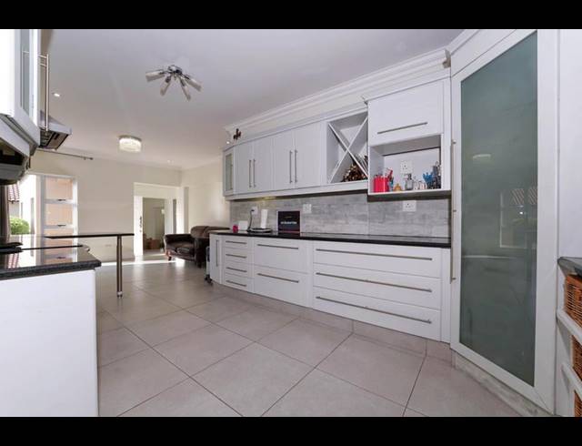 3 BEDROOM PROPERTY TO RENT IN CEDAR LAKES